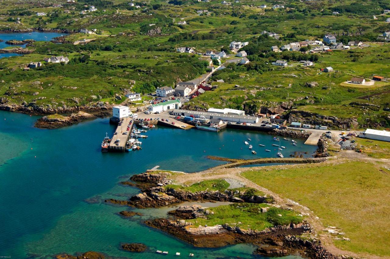 Апартаменты Dungloe Lakeside Lodging Экстерьер фото